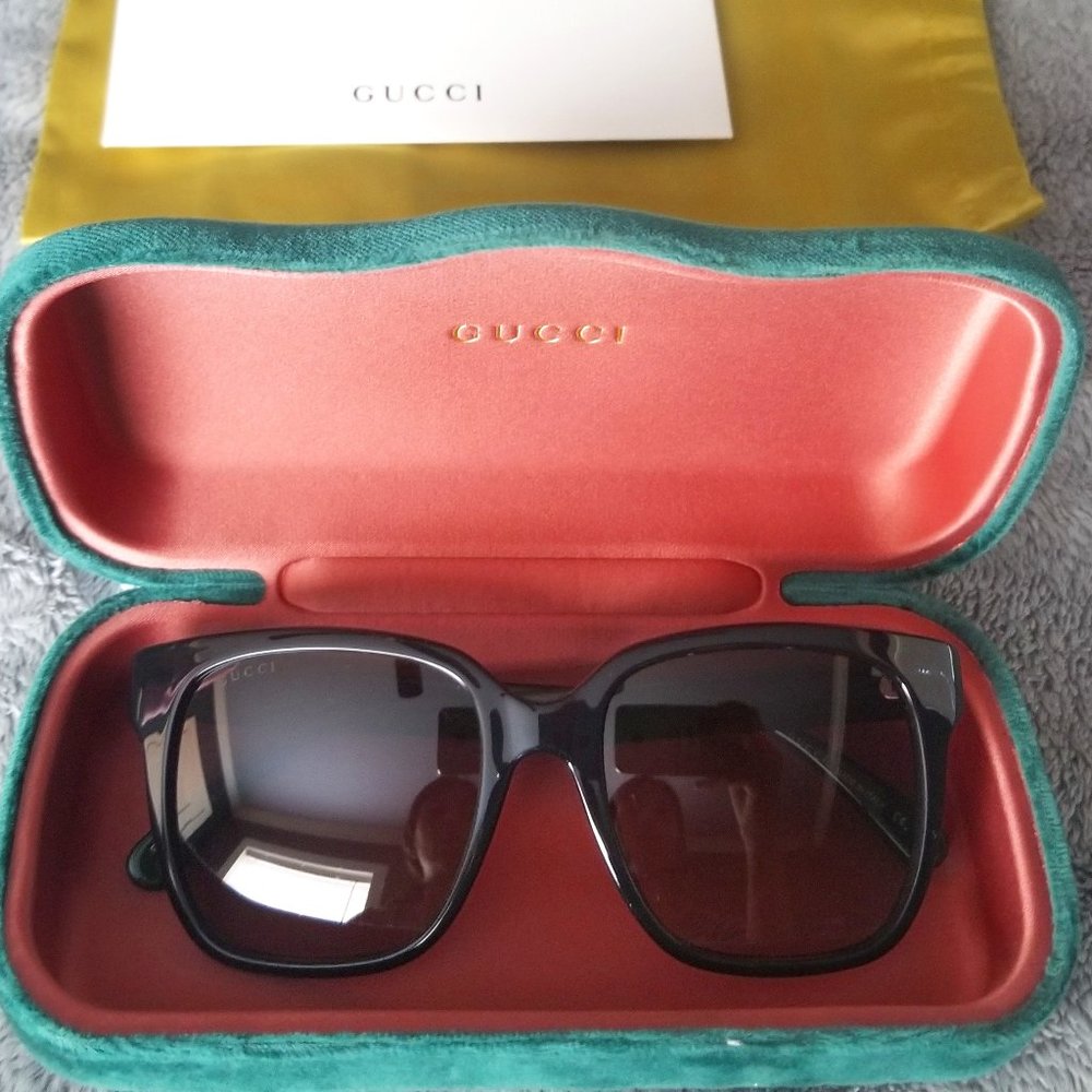 GUCCI GLASSES GG0715SA